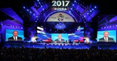 Jóvenes de todo el mundo se reúnen en Festival en Rusia