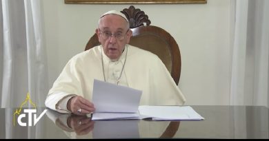 No confundir conciencia e individualismo, dice el Papa