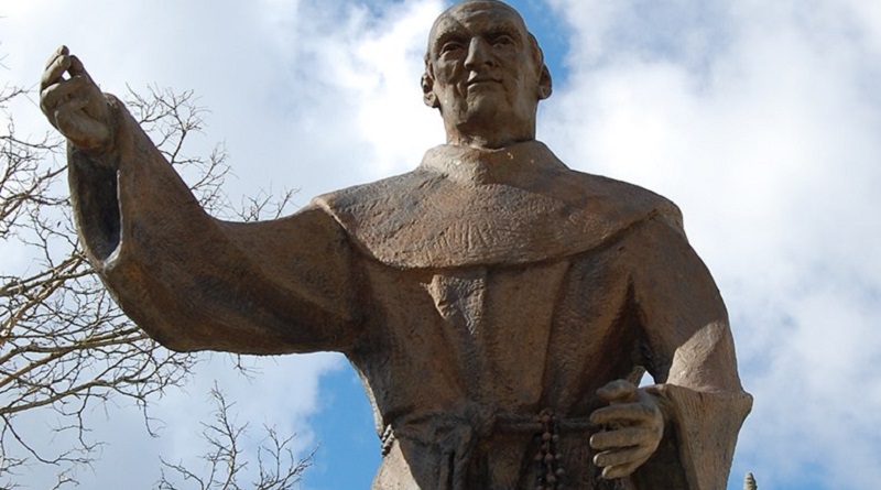 consideramos que procede la canonización equivalente en el caso de Fray Sebastián de Aparicio