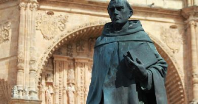 Los fundadores reales de la ciencia económica no eran economistas como tales, sino teólogos morales de la Universidad de Salamanca, formados en la tradición de Santo Tomás de Aquino