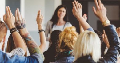 Cómo la política de identidad está cambiando a las universidades