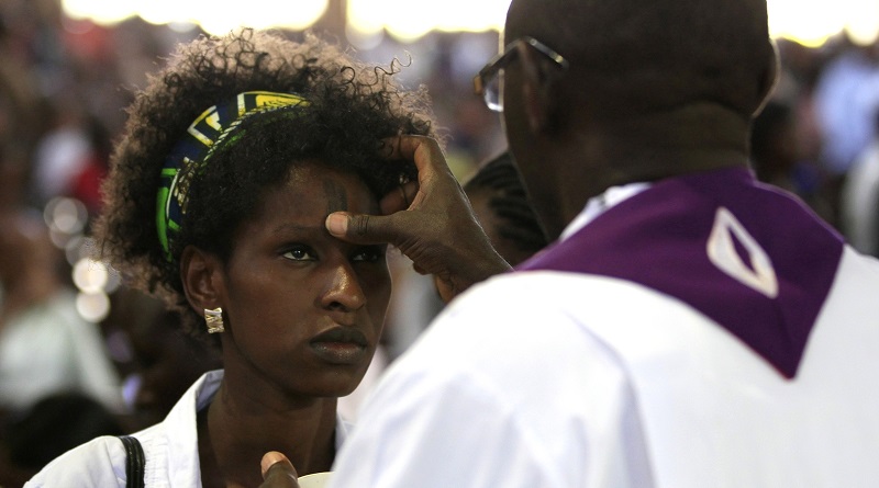 La emigración religiosa amenaza “vaciar” la Iglesia en África