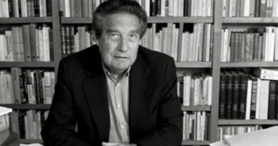 A la vuelta de 30 años, la figura de Octavio Paz se agiganta con el tiempo.