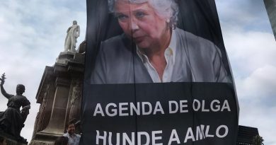 Pide el FNF a AMLO deslindarse de la agenda de género