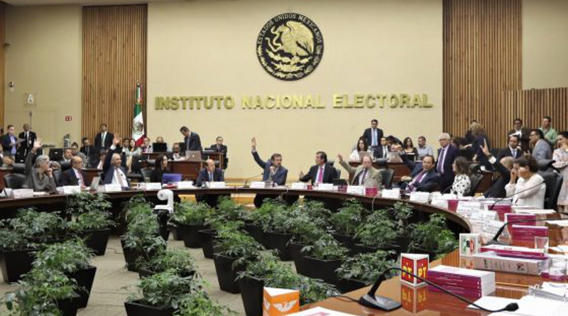 La organización ciudadana Misión Rescate México anuncia acciones para defender autonomía del INE.