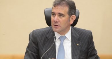 Lorenzo Córdova Vianello hace especial hincapié en el presupuesto del INE