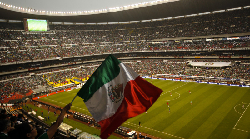 FIFA saca tarjeta roja a los aficionados