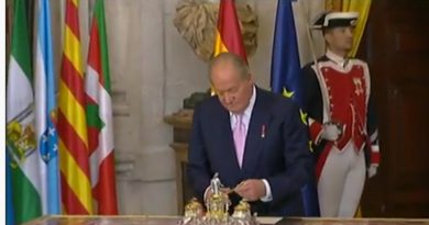 Juan Carlos I seva de España. Sembró vientos y ahora su hijo Felipe cosechará tempestades.