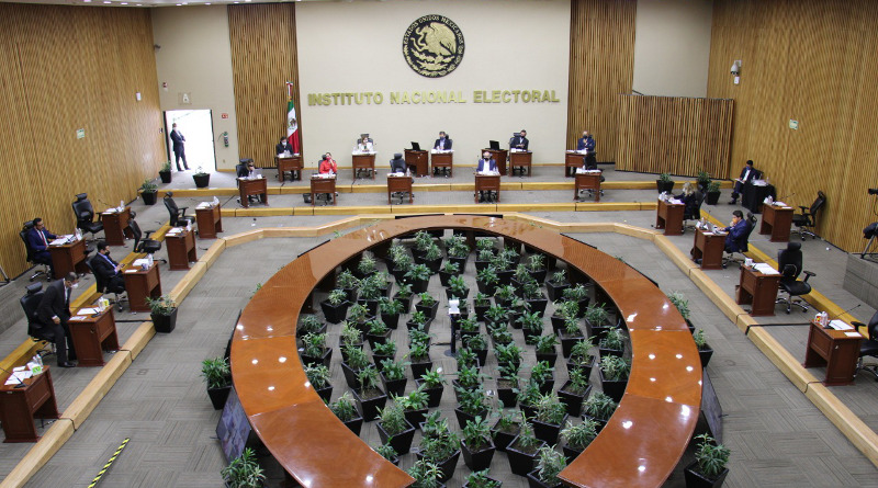 Quienes venció su credencial del INE el 1 de enero de 2020, podrán votar en las elecciones de 2021,determina el INE.