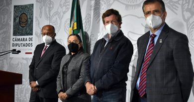 Impide Oposición "albazo" legislativo de Morena contra fondo de salud.