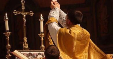 El “Motu Proprio Traditionis Custodes” del Papa Francisco da una estocada mortal al antaño “rito extraordinario”, la Misa tridentina.
