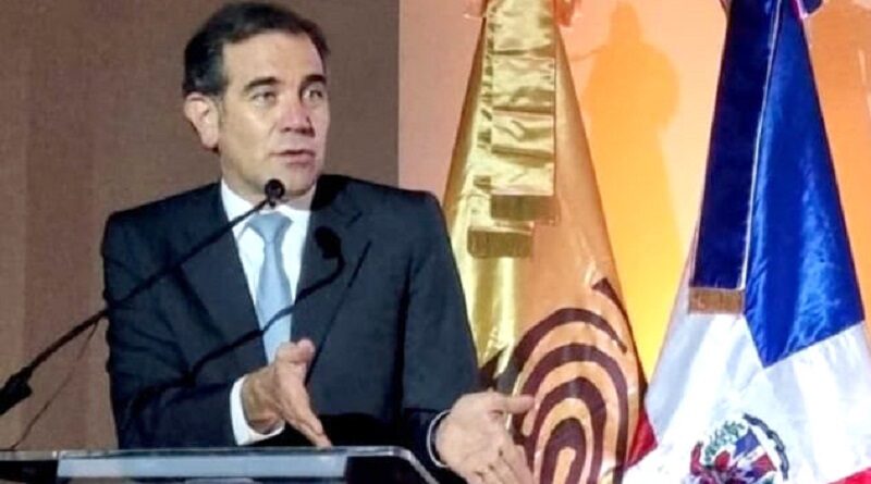 El Consejero Presidente del Instituto Nacional Electoral (INE), Lorenzo Córdova Vianello, participa en el 1er. Congreso Internacional Democracia, Elecciones e Identidad, Las Reformas Electorales y del Registro Civil, en República Dominicana.