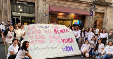 Inicia el movimiento "Pasos por la Vida" campaña en las calles para sensibilizar a la sociedad mexicana sobre la práctica de los "vientres de alguiler"; demanda a legisladores leyes contra esta práctica.
