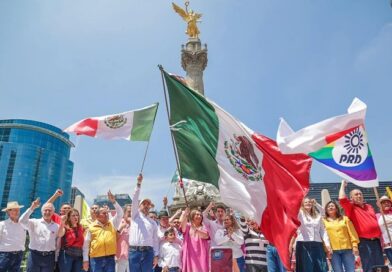 Deciden mexicanos que Xóchitl Gálvez sea su candidata en 2004